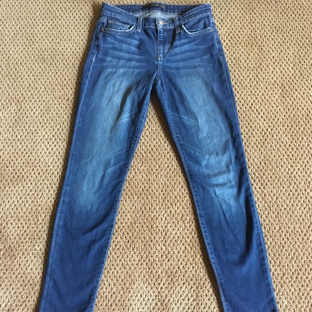 Joe’s slim straight jeans, size 24
